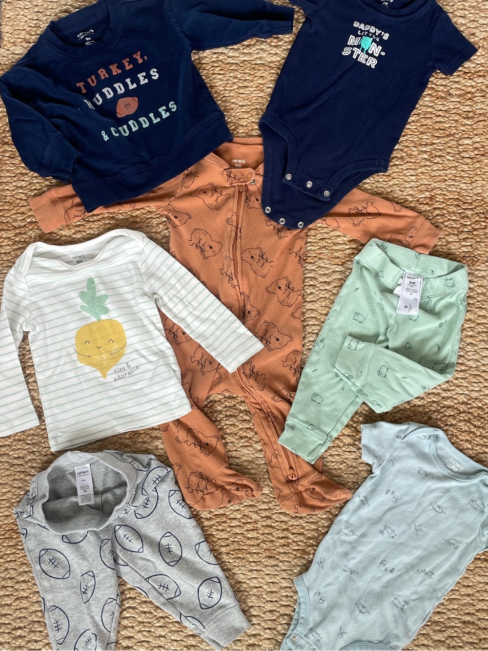 Carter’s Baby Boy Clothing Lot 9M 7 Piece Bundle Bodysuits Pants Pajamas